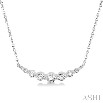 1/4 Ctw Diamond Smile Necklace in 14K White Gold